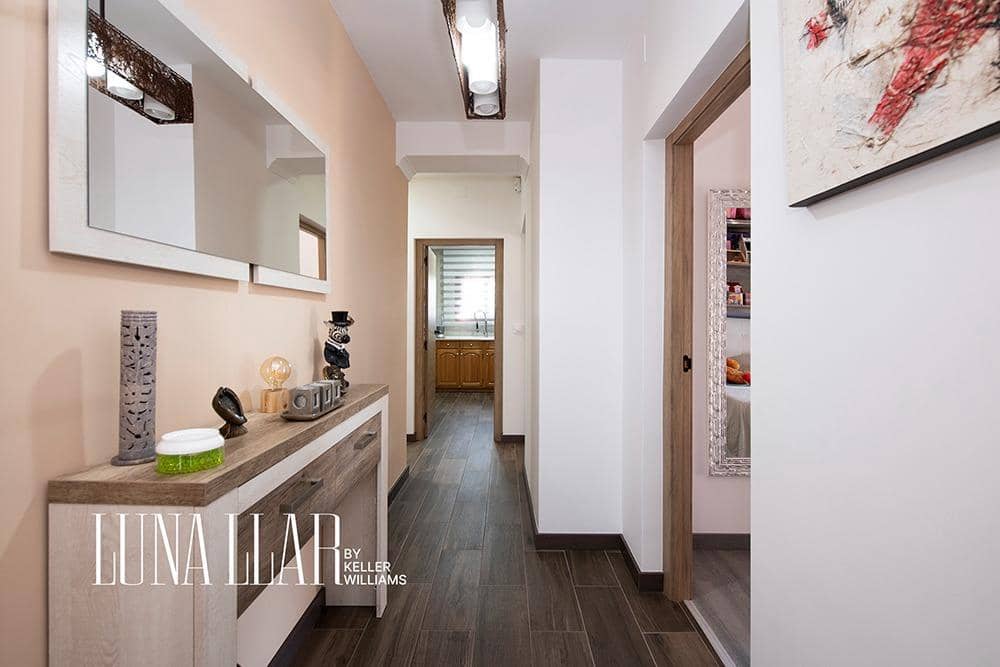 4 quarto Moradia para venda em Canyelles com piscina - 335 000 € (Ref: 9163787)