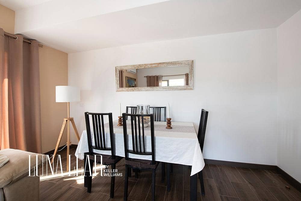 4 quarto Moradia para venda em Canyelles com piscina - 335 000 € (Ref: 9163787)