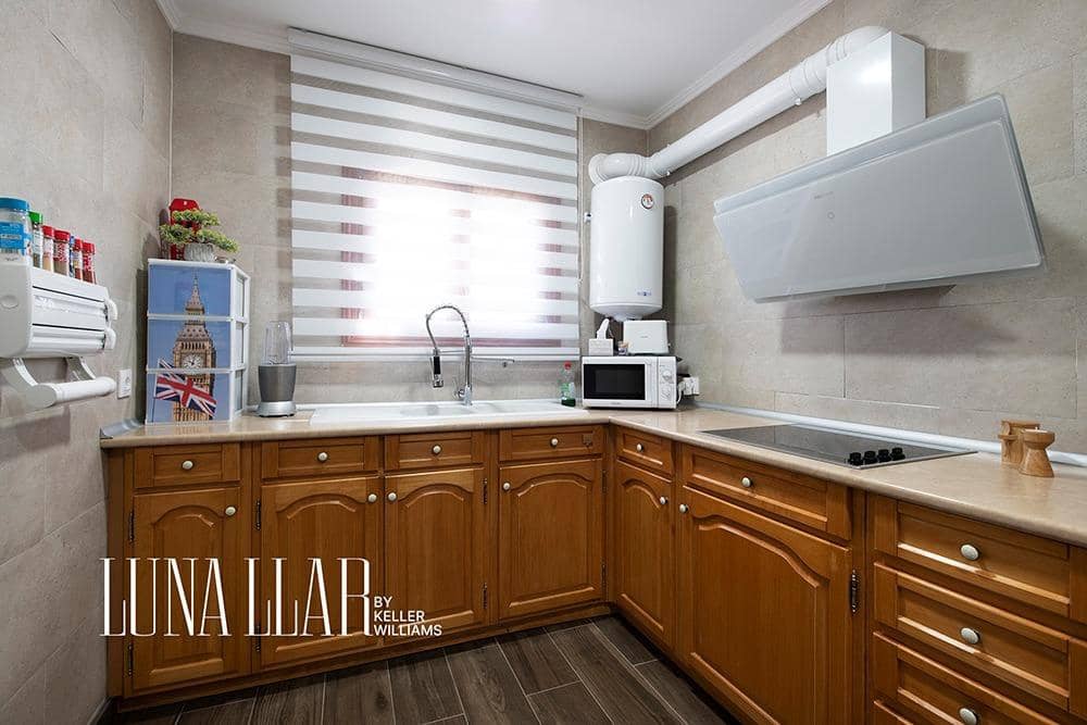 4 quarto Moradia para venda em Canyelles com piscina - 335 000 € (Ref: 9163787)