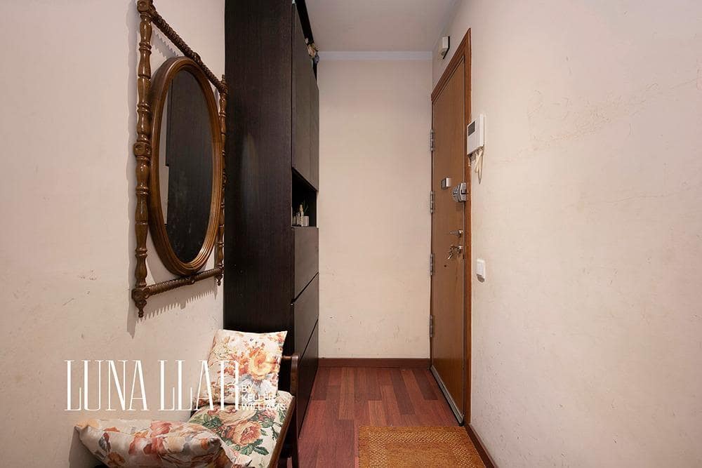 3 soveværelse Lejlighed til salg i Barcelona by - € 479.520 (Ref: 9188514)