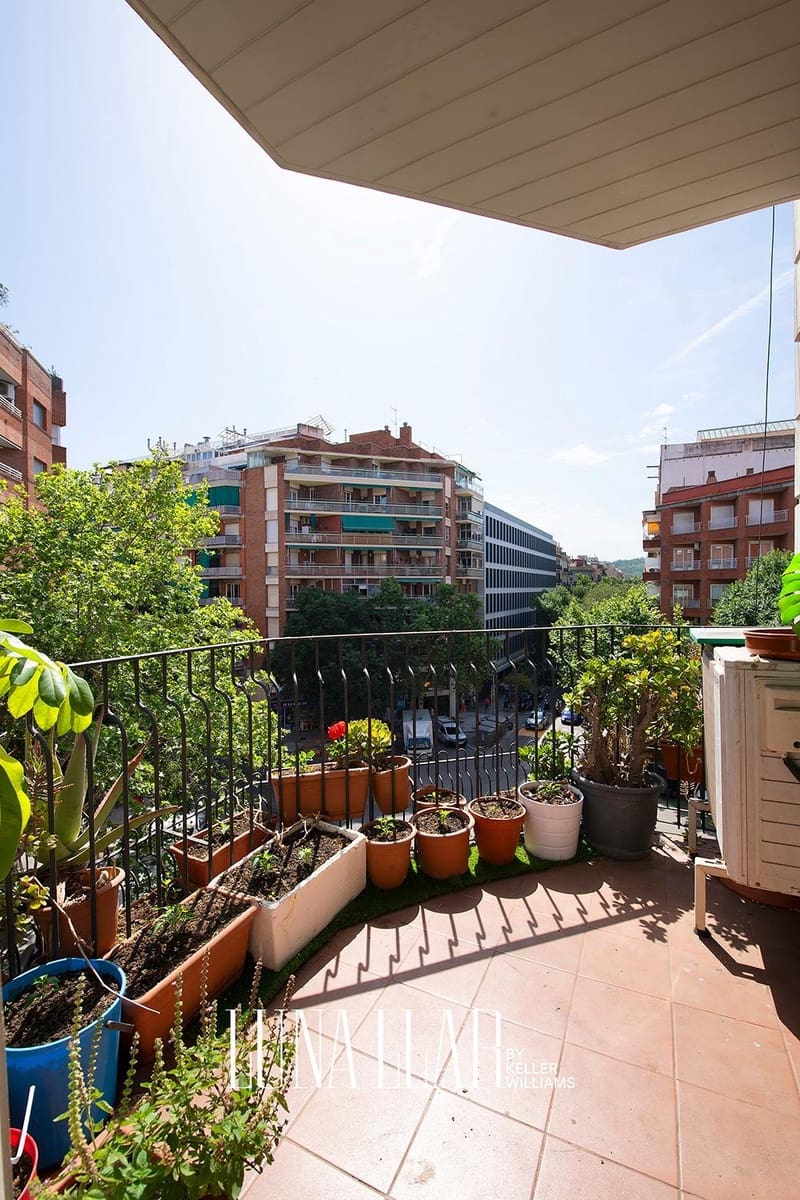 3 soveværelse Lejlighed til salg i Barcelona by - € 479.520 (Ref: 9188514)