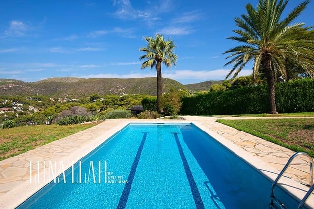 3 makuuhuone Huvila myytävänä paikassa Castelldefels mukana uima-altaan 
autotalli - 1 950 000 € (Ref: 9191131)