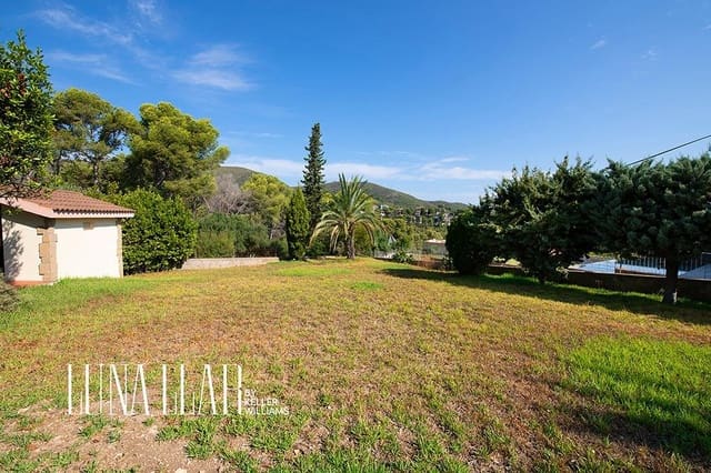 3 makuuhuone Huvila myytävänä paikassa Castelldefels mukana uima-altaan 
autotalli - 1 950 000 € (Ref: 9191131)