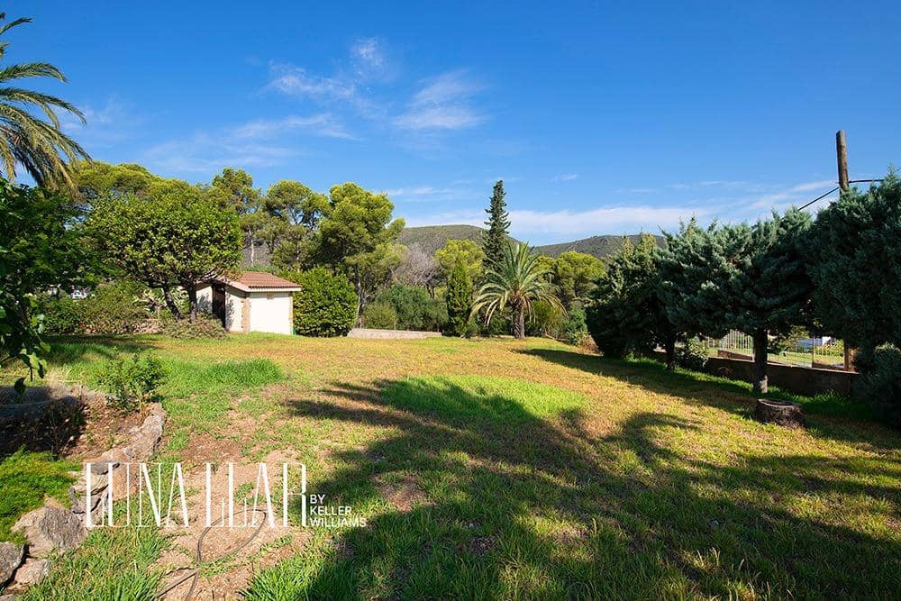 3 bedroom Villa for sale in Castelldefels with pool garage - € 1,950,000 (Ref: 9191131)