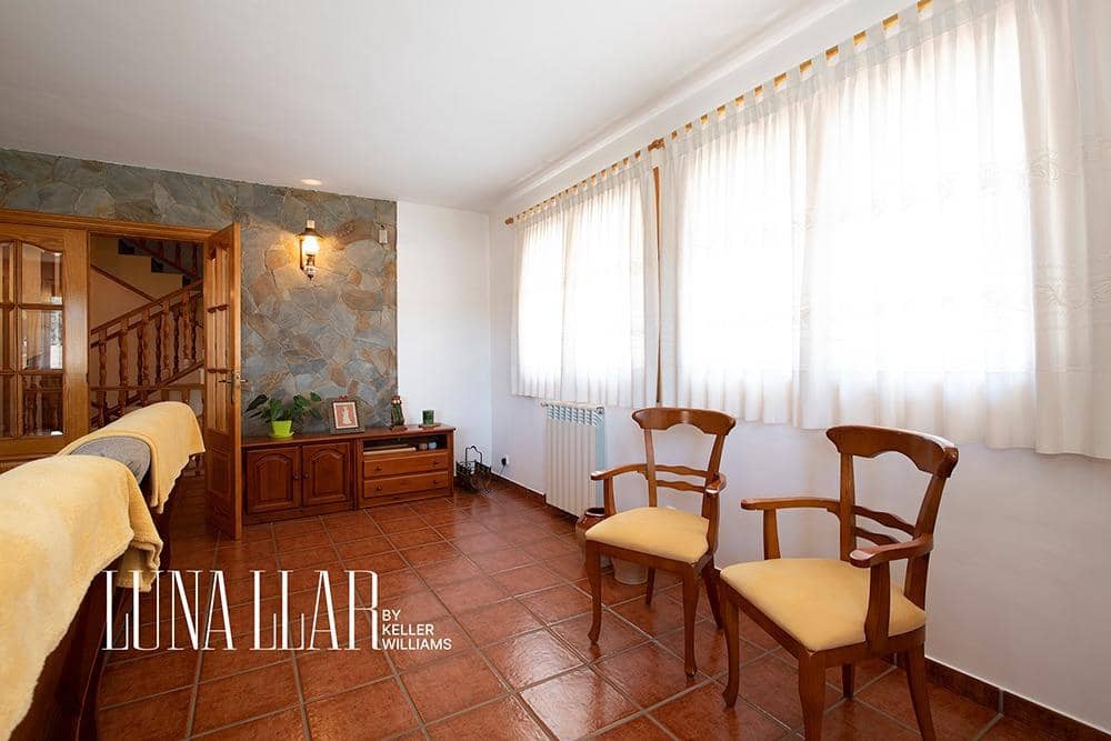 5 soveværelse Villa til salg i Begues med swimmingpool garage - € 950.000 (Ref: 9236508)