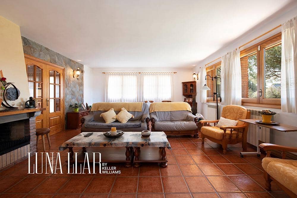 5 soveværelse Villa til salg i Begues med swimmingpool garage - € 950.000 (Ref: 9236508)