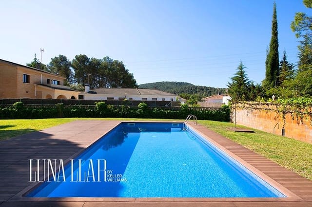 5 soverom Villa til salgs i Begues med svømmebasseng garasje - € 950 000 (Ref: 9236508)