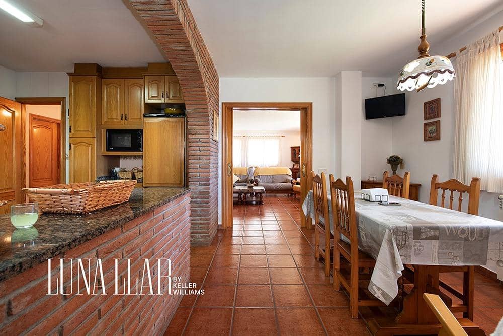 5 soveværelse Villa til salg i Begues med swimmingpool garage - € 950.000 (Ref: 9236508)