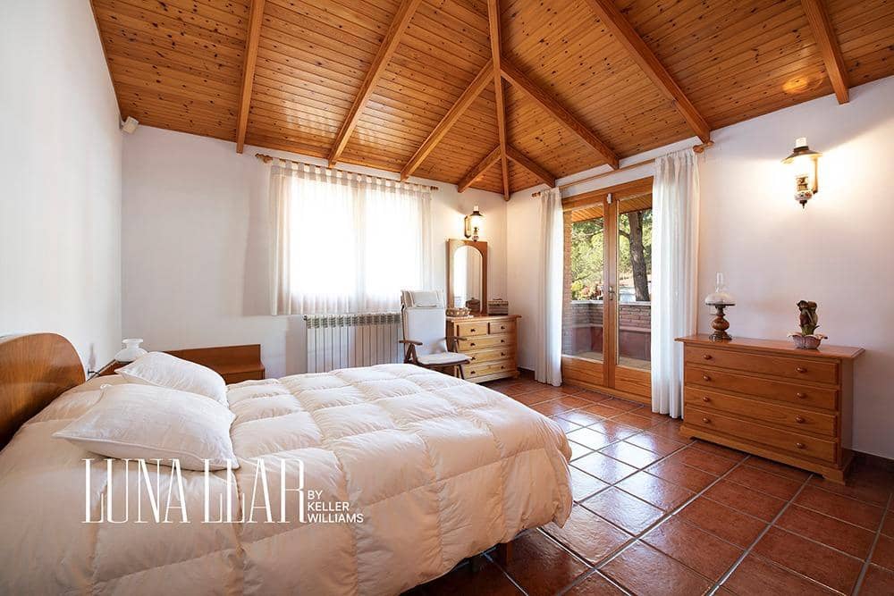 5 soveværelse Villa til salg i Begues med swimmingpool garage - € 950.000 (Ref: 9236508)