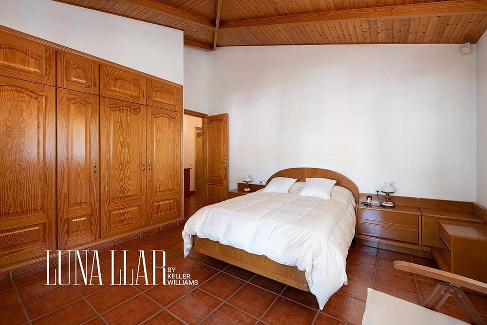 5 soveværelse Villa til salg i Begues med swimmingpool garage - € 950.000 (Ref: 9236508)