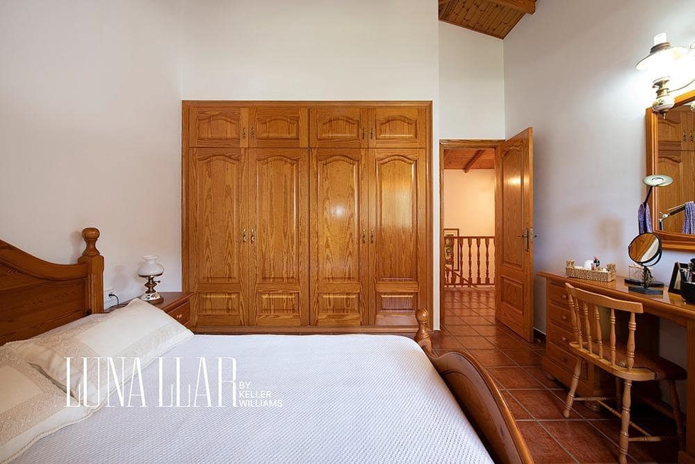 5 soveværelse Villa til salg i Begues med swimmingpool garage - € 950.000 (Ref: 9236508)