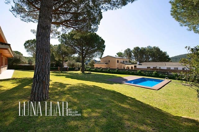 5 soverom Villa til salgs i Begues med svømmebasseng garasje - € 950 000 (Ref: 9236508)