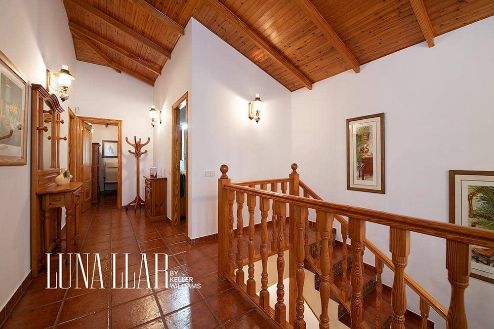 5 soveværelse Villa til salg i Begues med swimmingpool garage - € 950.000 (Ref: 9236508)