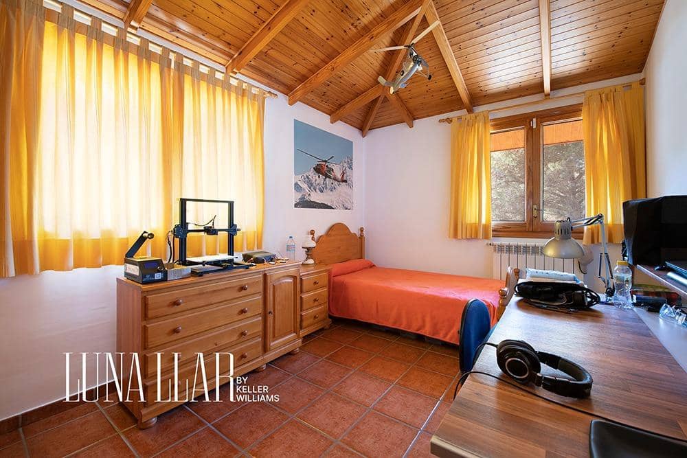 5 soveværelse Villa til salg i Begues med swimmingpool garage - € 950.000 (Ref: 9236508)