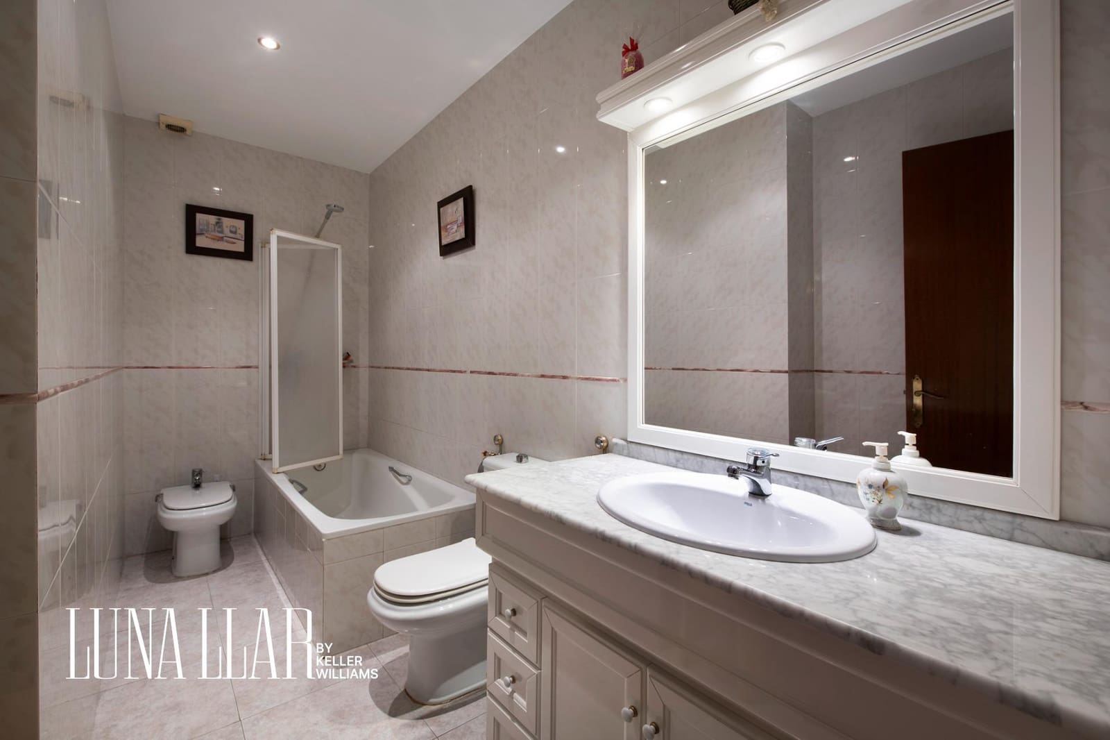 4 slaapkamer Rijtjeshuis te koop in Gava - € 579.000 (Ref: 9308586)