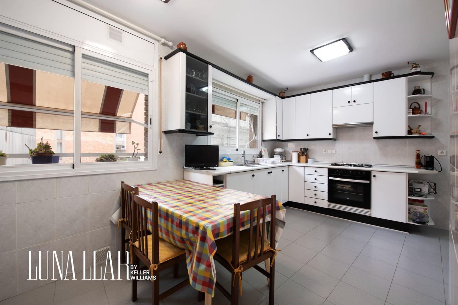 4 slaapkamer Rijtjeshuis te koop in Gava - € 579.000 (Ref: 9308586)