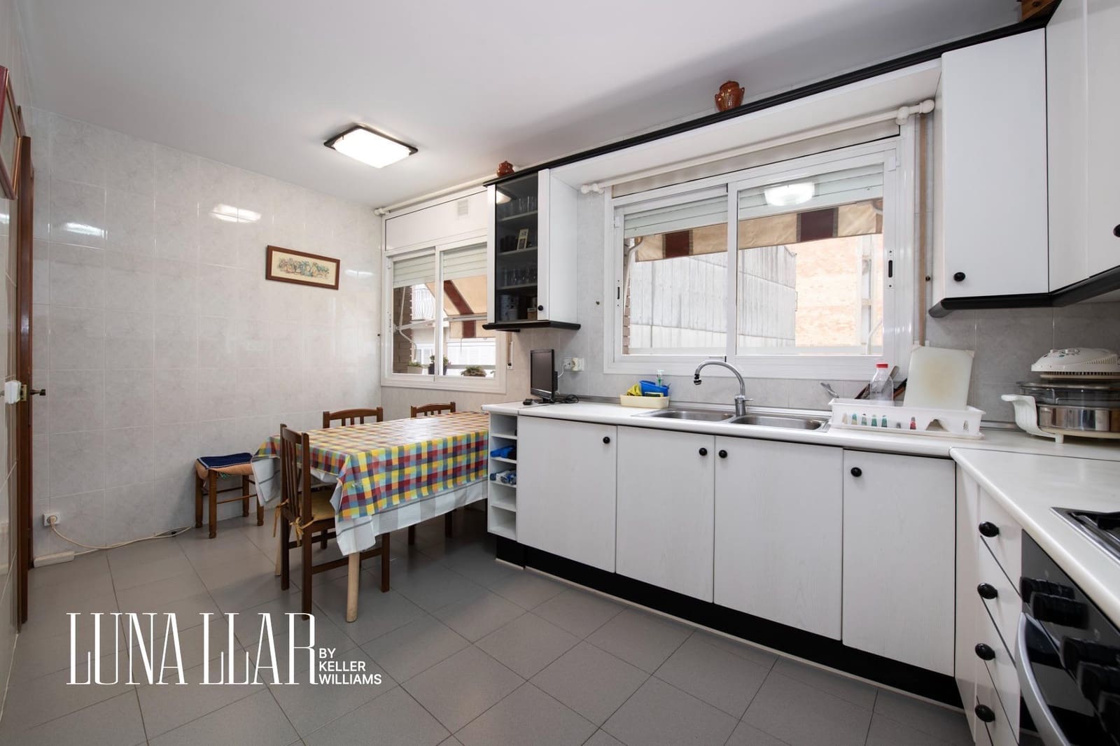 4 slaapkamer Rijtjeshuis te koop in Gava - € 579.000 (Ref: 9308586)