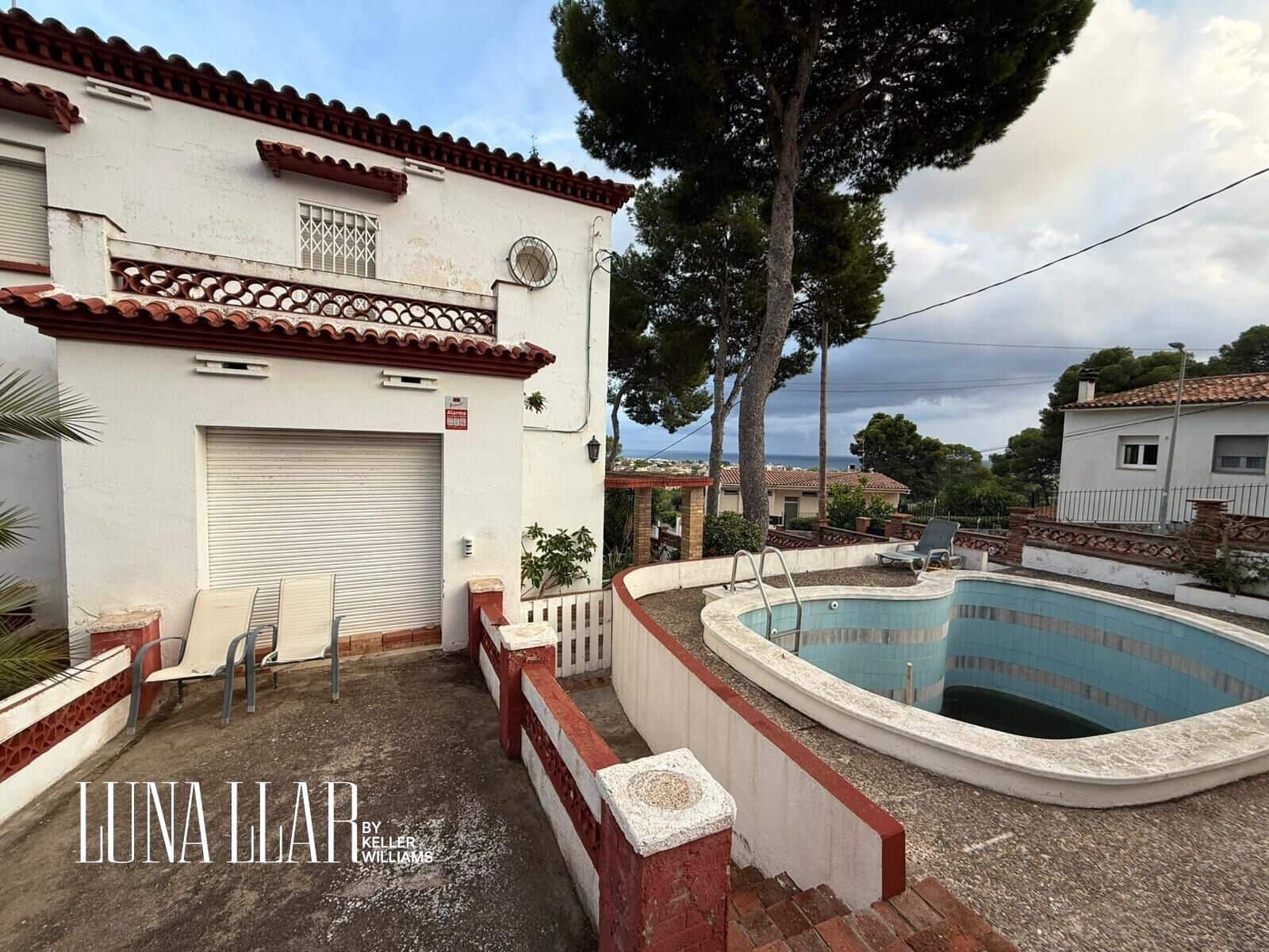 4 bedroom Villa for sale in Castelldefels - € 789,000 (Ref: 9312943)