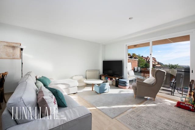 Ático de 4 habitaciones en Les Botigues de Sitges, Sitges en venta - 799.000 € (Ref: 9344843)