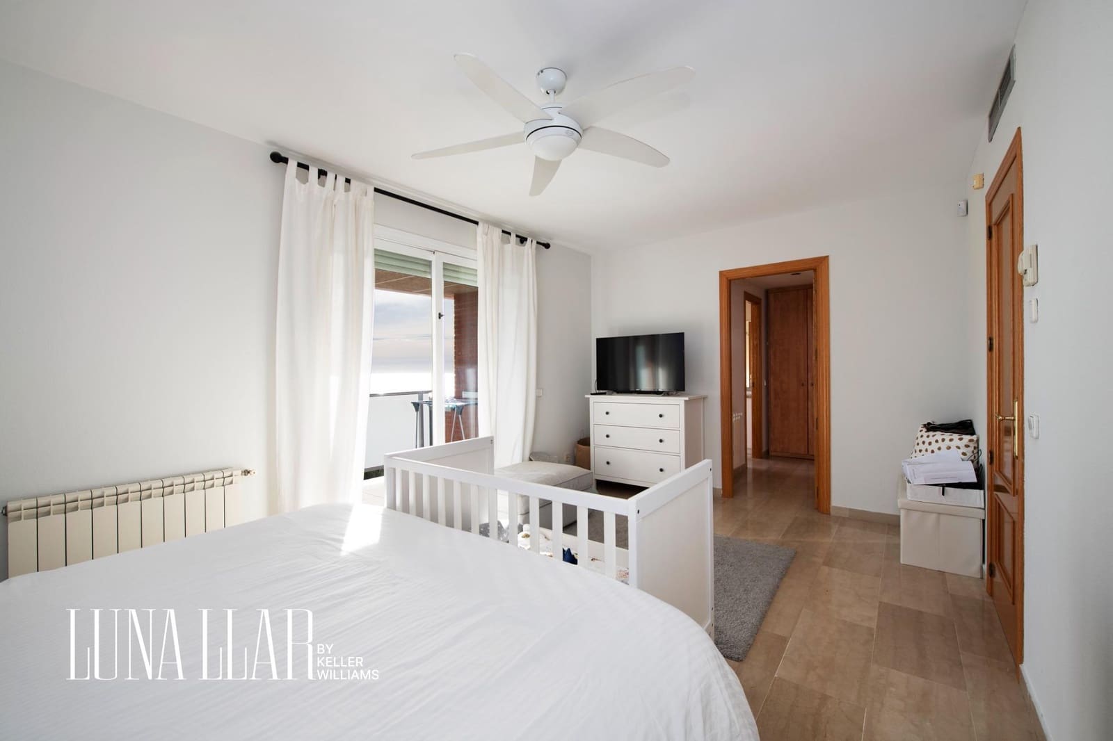 Ático de 4 habitaciones en Les Botigues de Sitges en venta - 799.000 € (Ref: 9344843)