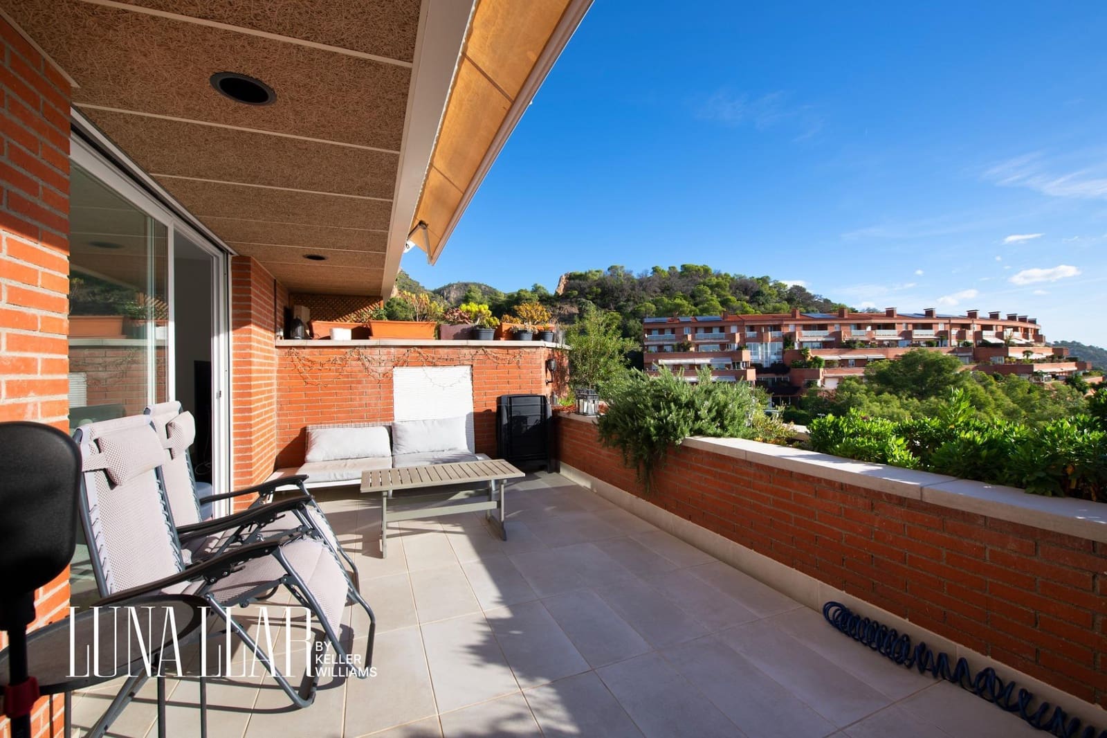 4 soveværelse Penthouse til salg i Castelldefels - € 799.000 (Ref: 9349636)