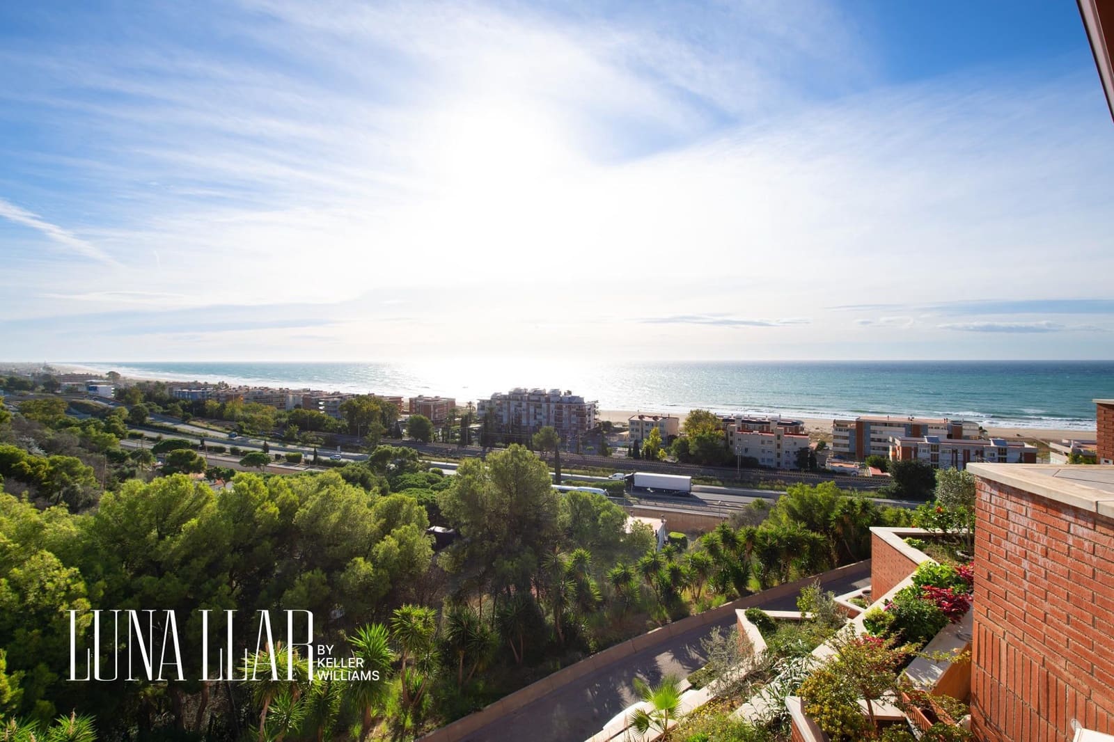 4 soveværelse Penthouse til salg i Castelldefels - € 799.000 (Ref: 9349636)