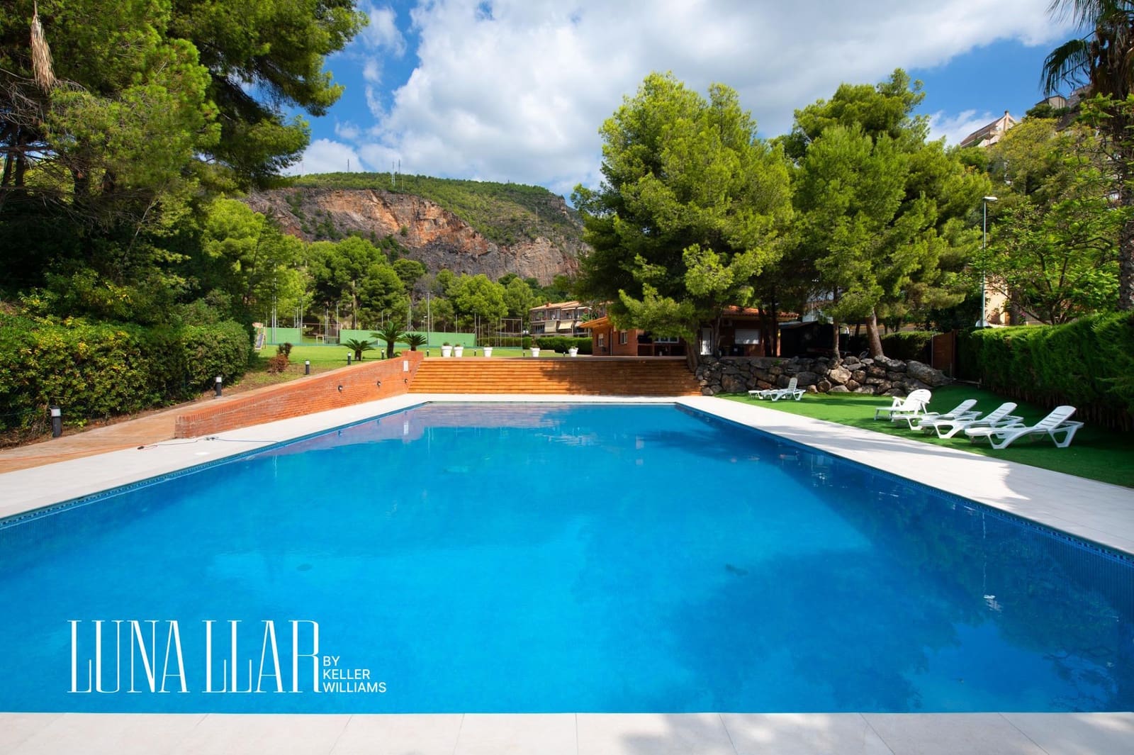 4 soveværelse Penthouse til salg i Castelldefels - € 799.000 (Ref: 9349636)