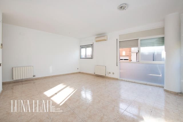 3 quarto Apartamento para venda em Castelldefels - 359 000 € (Ref: 9406924)