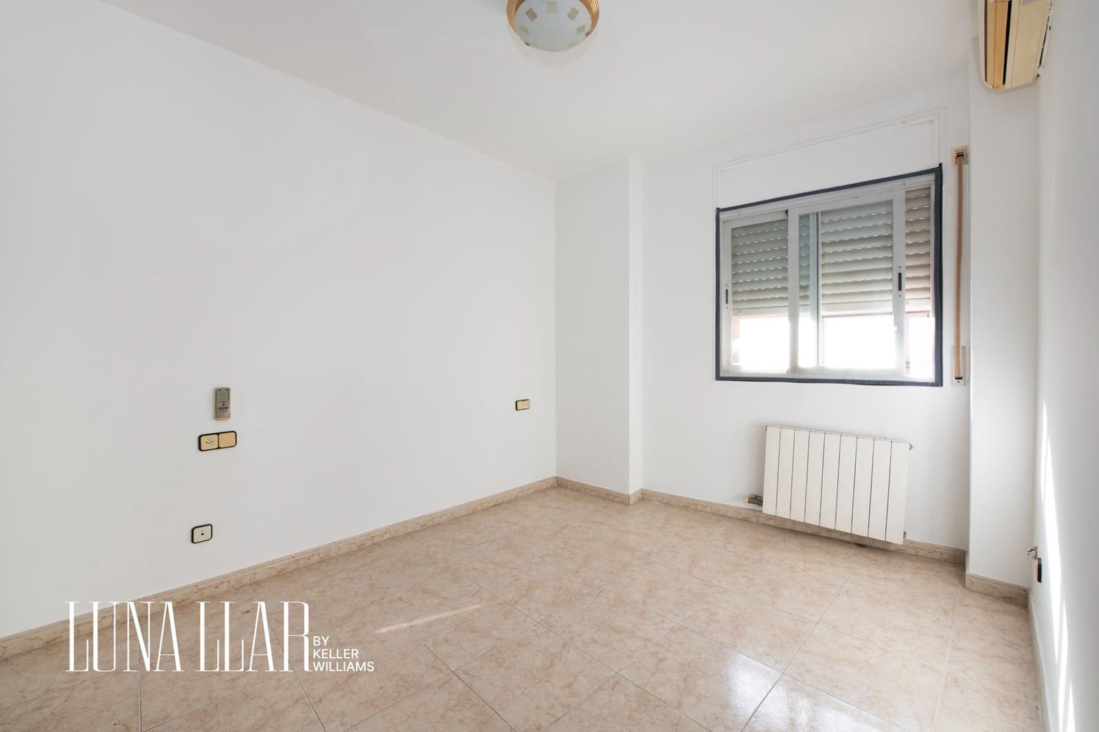 3 makuuhuone Asunto myytävänä paikassa Castelldefels - 350 000 € (Ref: 9406924)