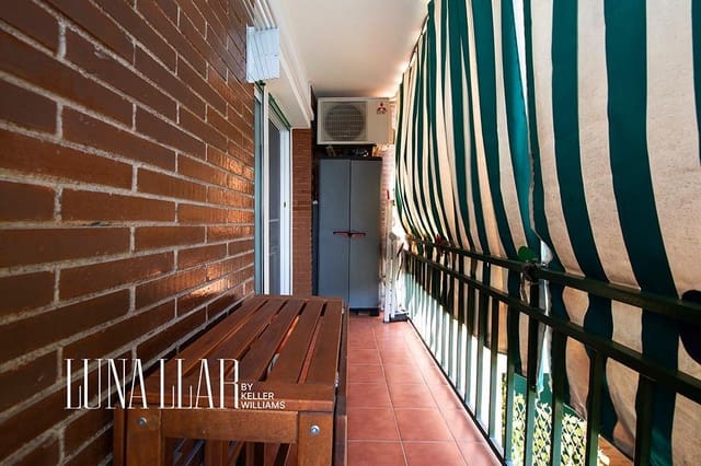 2 quarto Apartamento para venda em Castelldefels com piscina - 299 000 € (Ref: 9406925)