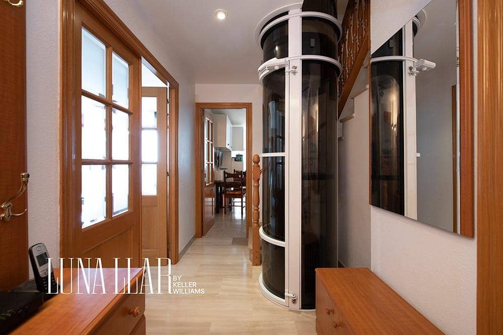 4 chambre Penthouse à vendre à Les Botigues de Sitges avec piscine - 850 000 € (Ref: 9414179)