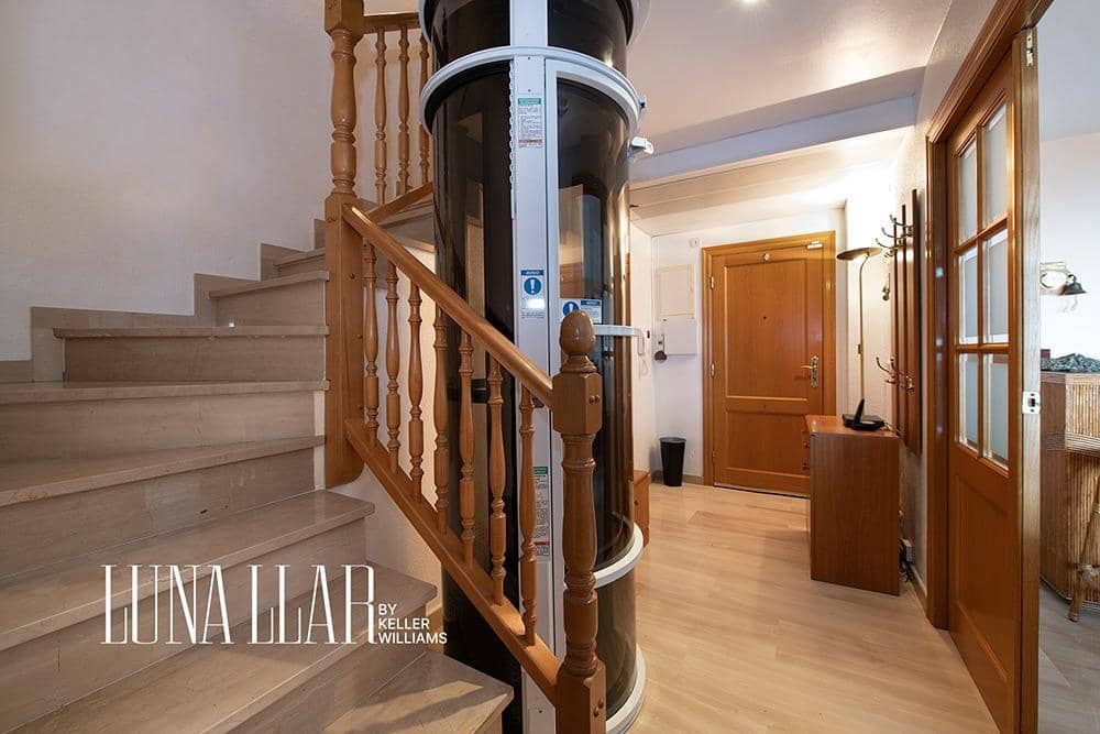 4 chambre Penthouse à vendre à Les Botigues de Sitges avec piscine - 850 000 € (Ref: 9414179)