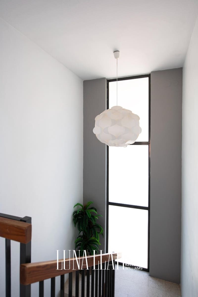 6 soverom Villa til salgs i Castelldefels med svømmebasseng garasje - € 1 060 000 (Ref: 9419971)