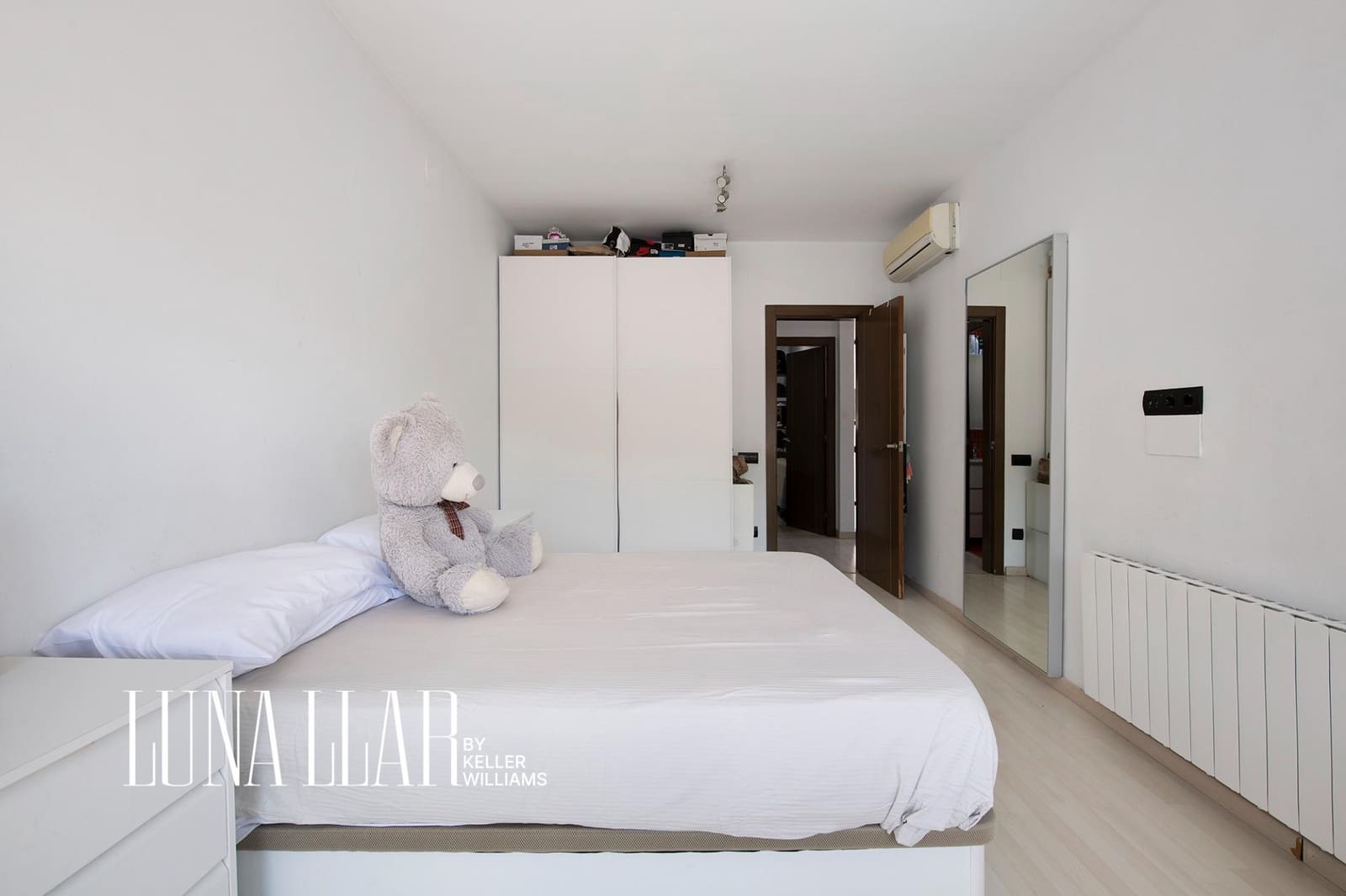 6 soverom Villa til salgs i Castelldefels med svømmebasseng garasje - € 1 060 000 (Ref: 9419971)