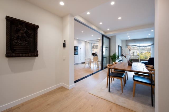 5 bedroom Penthouse for sale in Sant Gervasi - Galvany, Barcelona city with garage - € 1,950,000 (Ref: 9423888)