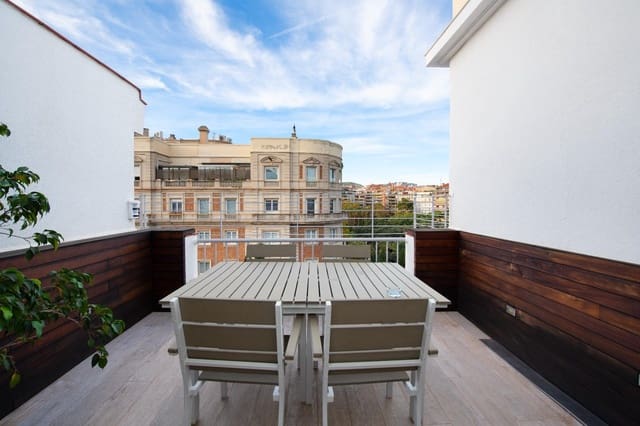 5 bedroom Penthouse for sale in Sant Gervasi - Galvany, Barcelona city with garage - € 1,950,000 (Ref: 9423888)
