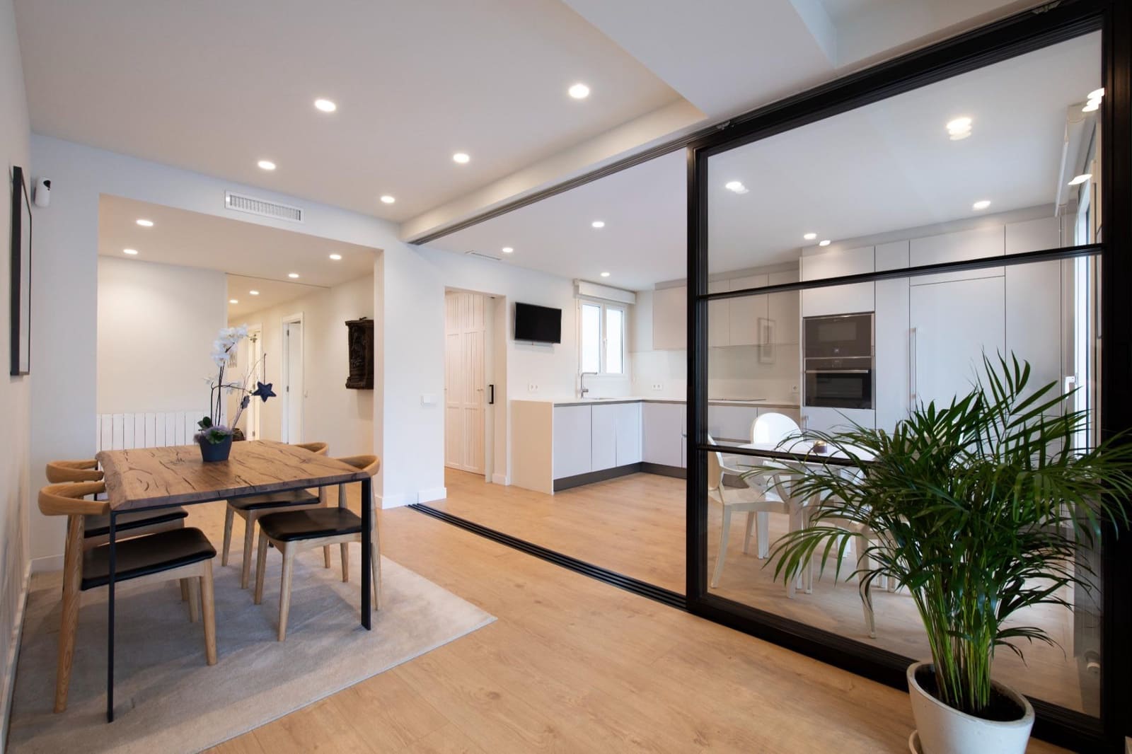 5 slaapkamer Penthouse te koop in Barcelona stad met garage - € 1.950.000 (Ref: 9423888)