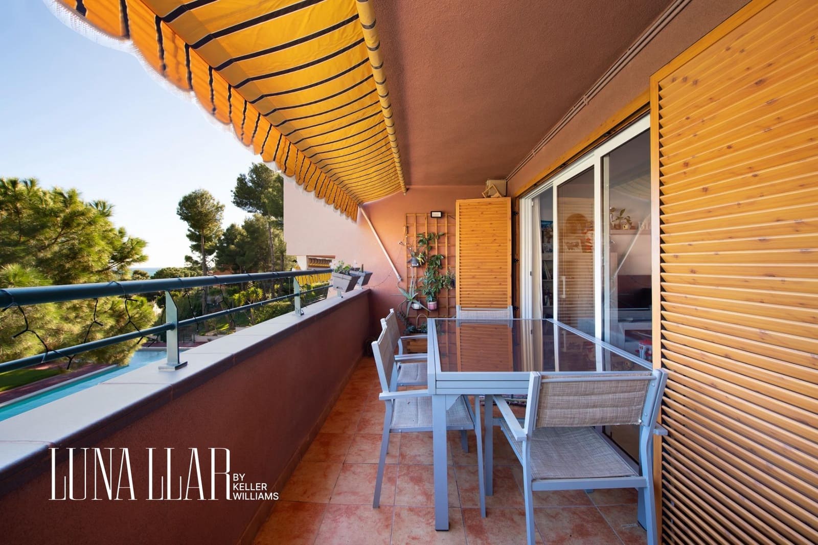 3 bedroom Flat for sale in Castelldefels - € 429,000 (Ref: 9423889)