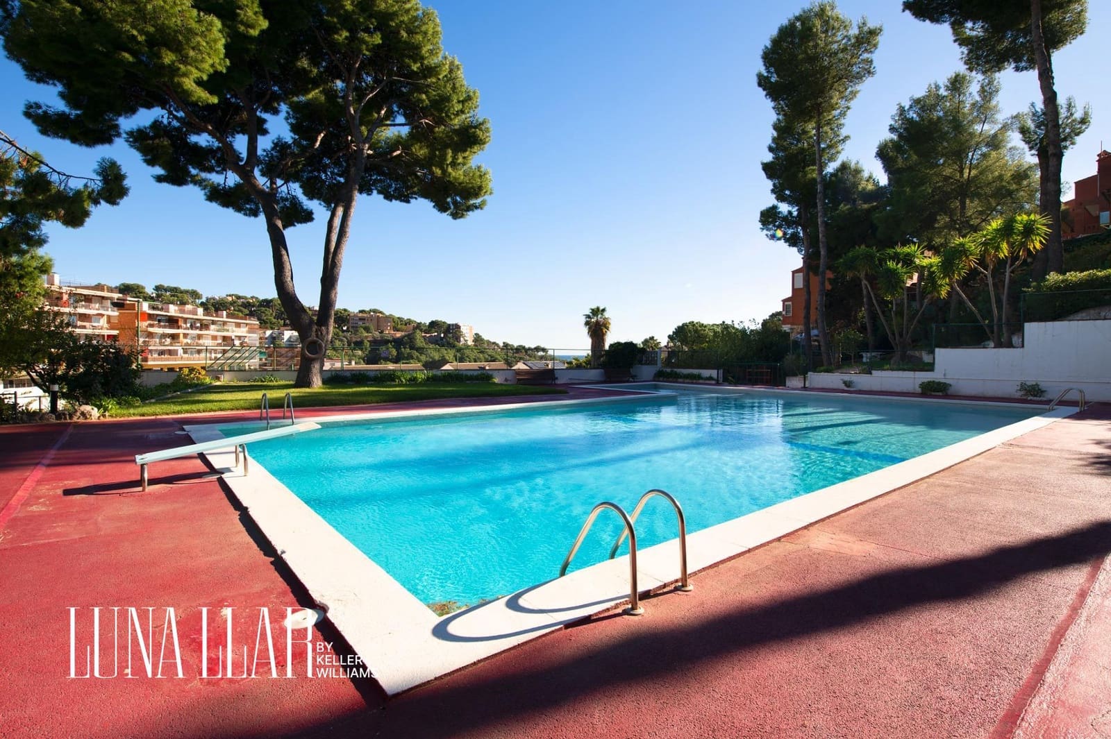 3 bedroom Flat for sale in Castelldefels - € 429,000 (Ref: 9423889)