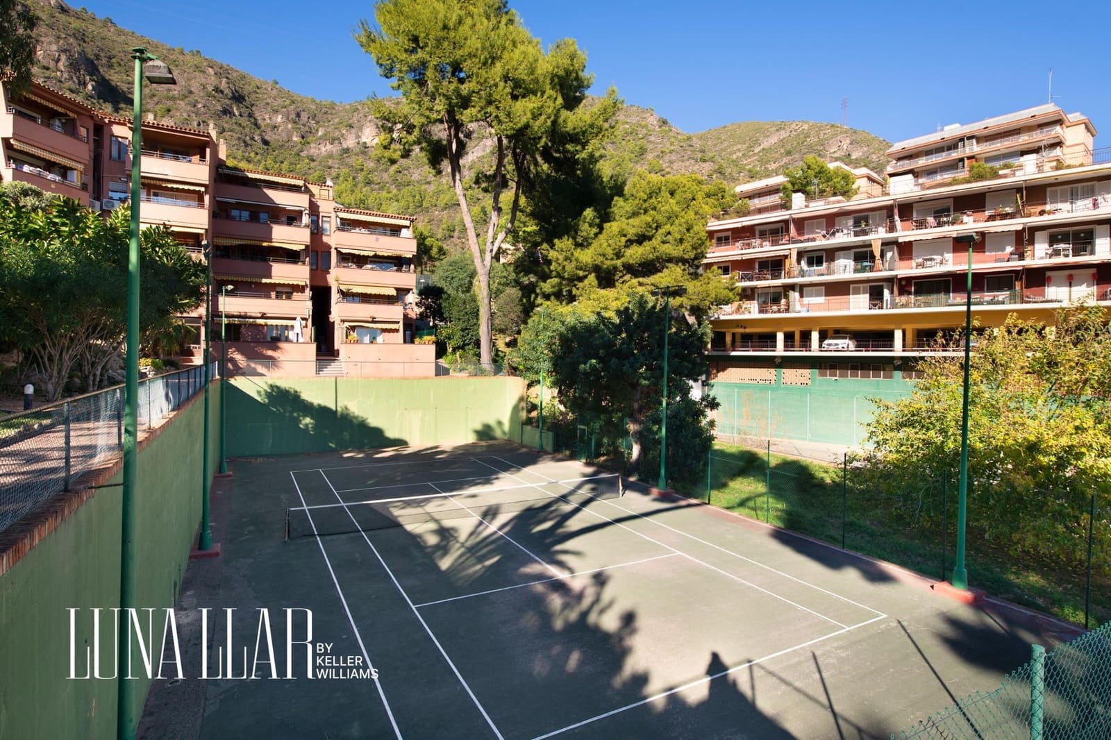 3 bedroom Flat for sale in Castelldefels - € 429,000 (Ref: 9423889)
