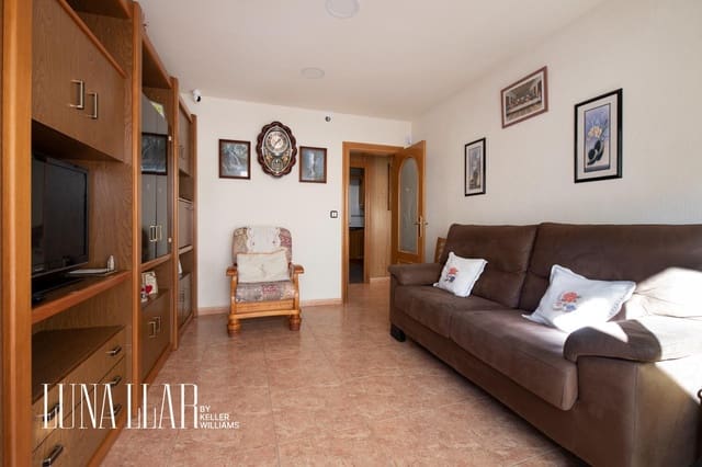 3 makuuhuone Asunto myytävänä paikassa Cornellà de Llobregat - 241 000 € (Ref: 9437195)