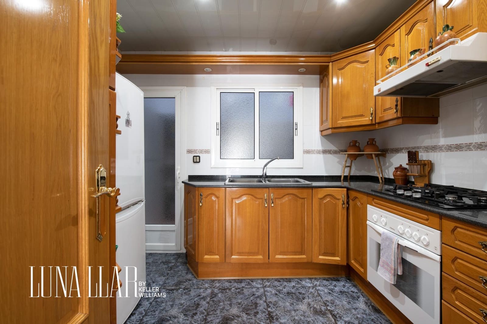 3 makuuhuone Asunto myytävänä paikassa Cornella de Llobregat - 241 000 € (Ref: 9437195)