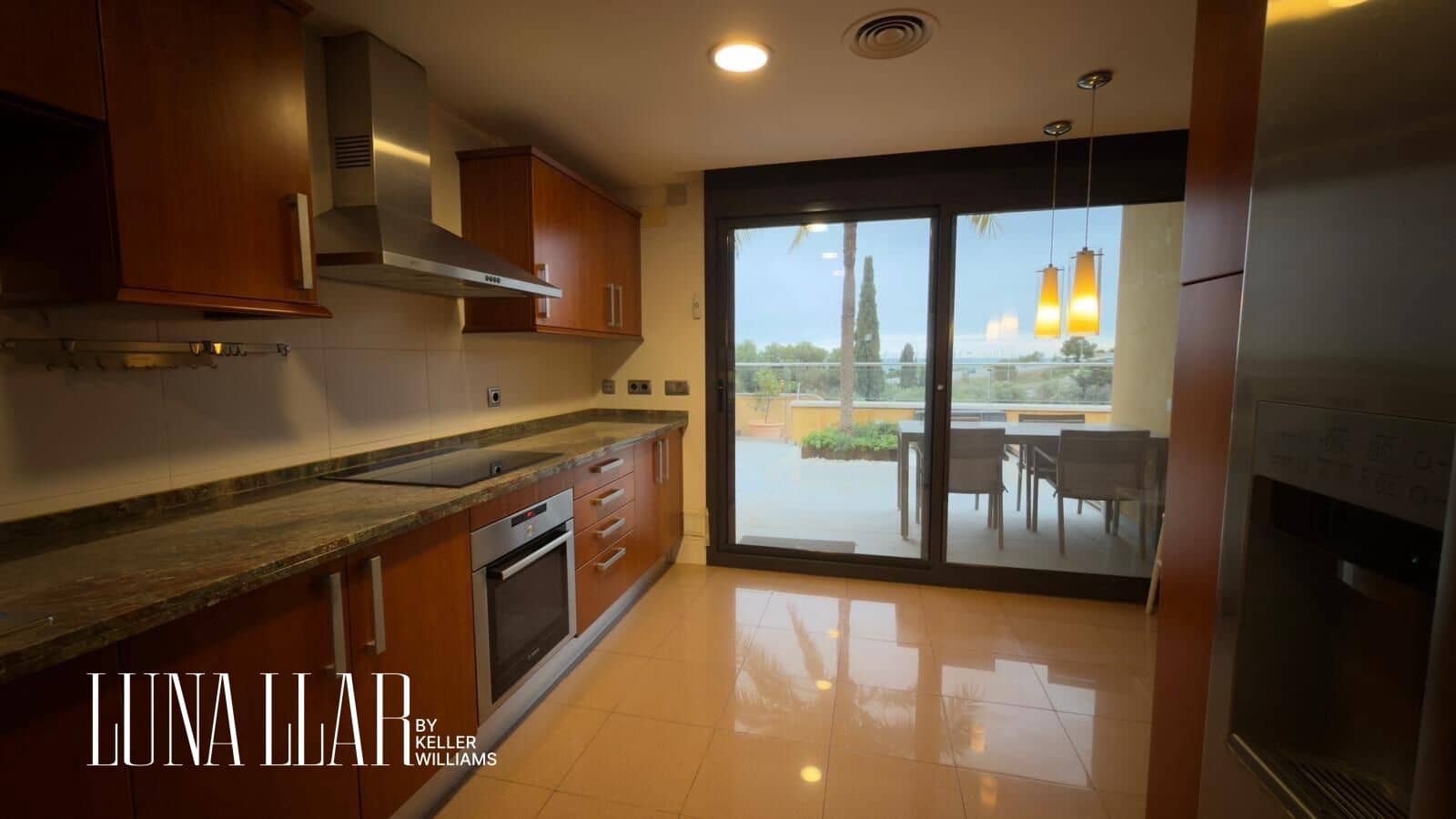 4 sovrum Semi-fristående Villa att hyra i Les Botigues de Sitges med garage - 3 750 € (Ref: 9474254)