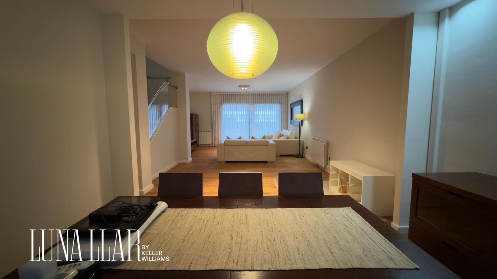 4 sovrum Semi-fristående Villa att hyra i Les Botigues de Sitges med garage - 3 750 € (Ref: 9474254)