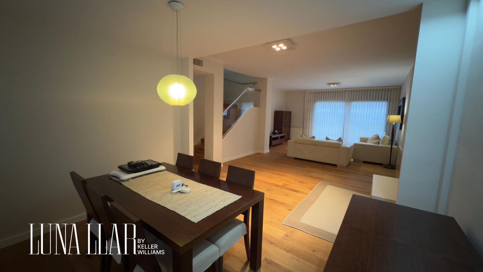 4 sovrum Semi-fristående Villa att hyra i Les Botigues de Sitges med garage - 3 750 € (Ref: 9474254)