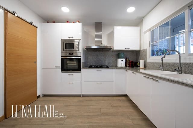 Piso de 3 habitaciones en Gavà en venta - 347.500 € (Ref: 9497296)