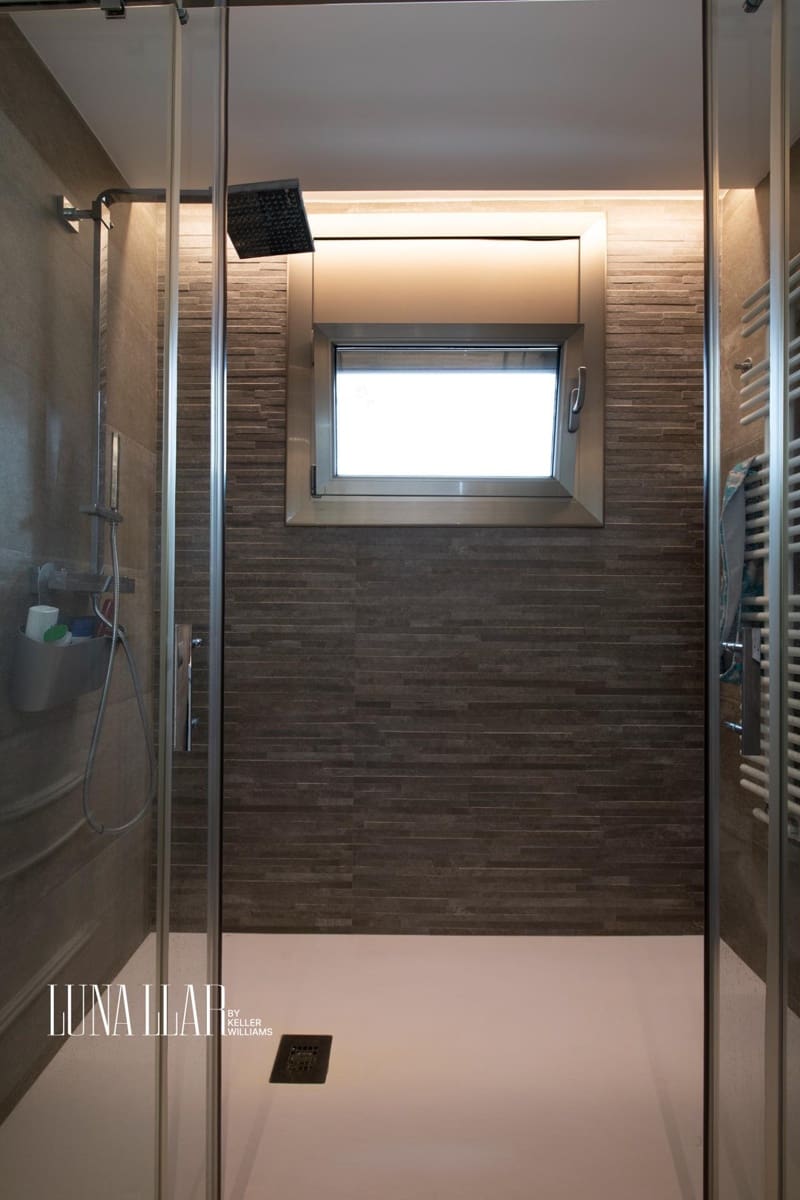 5 soverom Villa til salgs i Castelldefels med svømmebasseng - € 1 125 000 (Ref: 9516230)