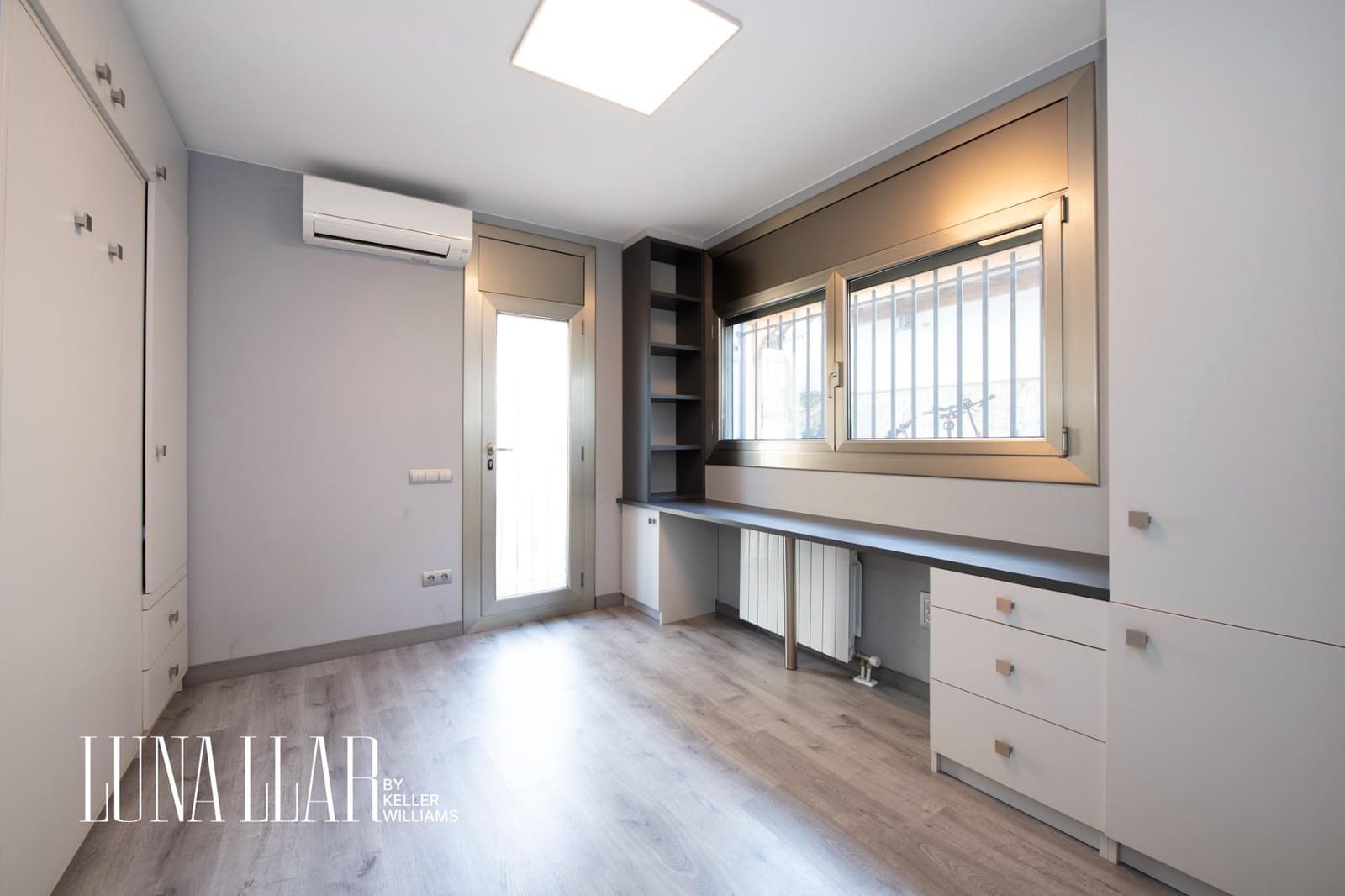 5 soverom Villa til salgs i Castelldefels med svømmebasseng - € 1 125 000 (Ref: 9516230)