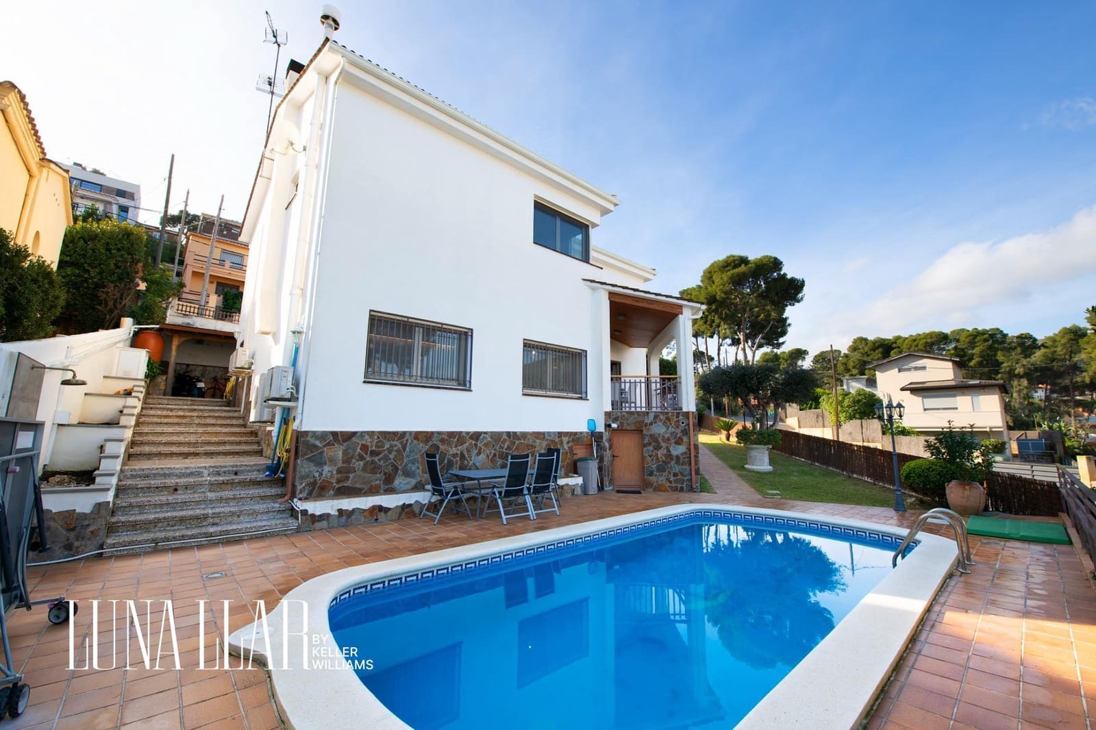 5 soverom Villa til salgs i Castelldefels med svømmebasseng - € 1 125 000 (Ref: 9516230)