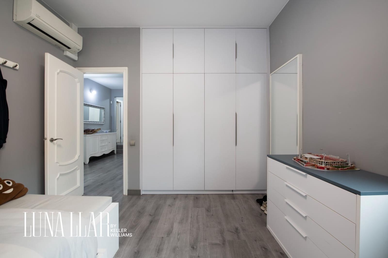 5 soverom Villa til salgs i Castelldefels med svømmebasseng - € 1 125 000 (Ref: 9516230)